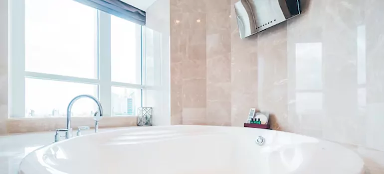 Bathroom Window Coverings in Glenvar Heights, FL